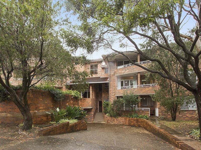 8/35-37 Talara Road, Gymea NSW 2227