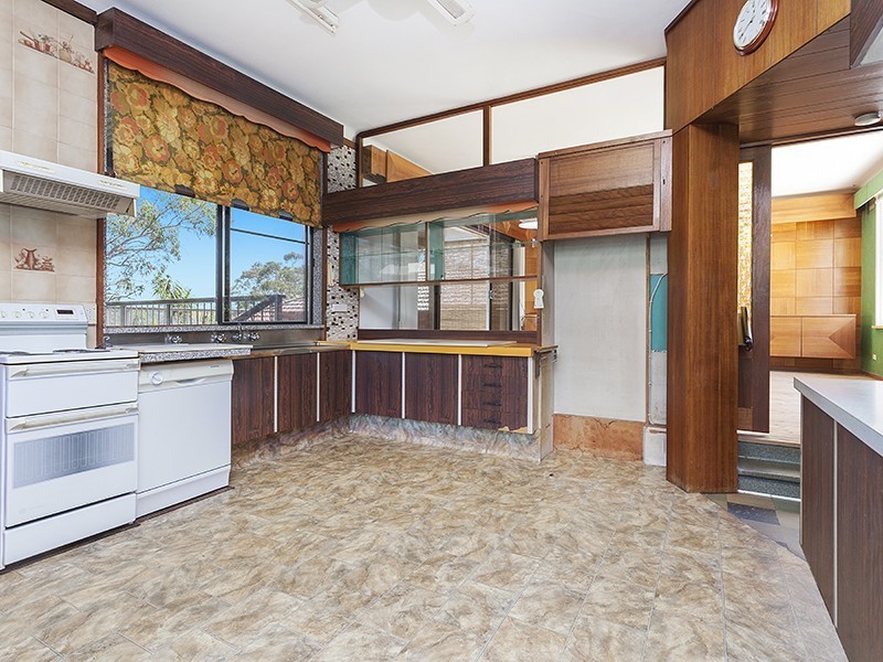 4 Immarna Avenue, Lilli Pilli NSW 2229