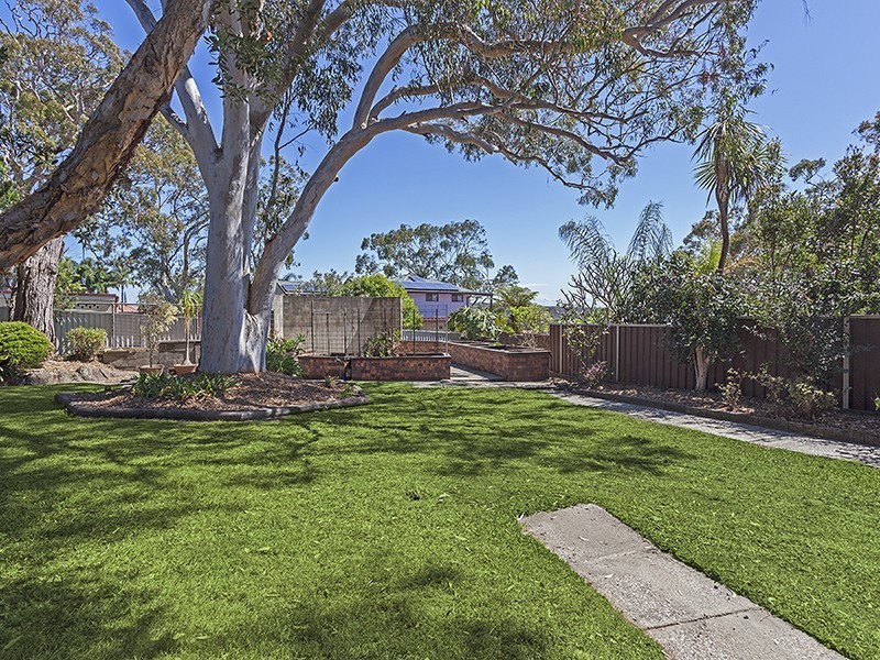 4 Immarna Avenue, Lilli Pilli NSW 2229