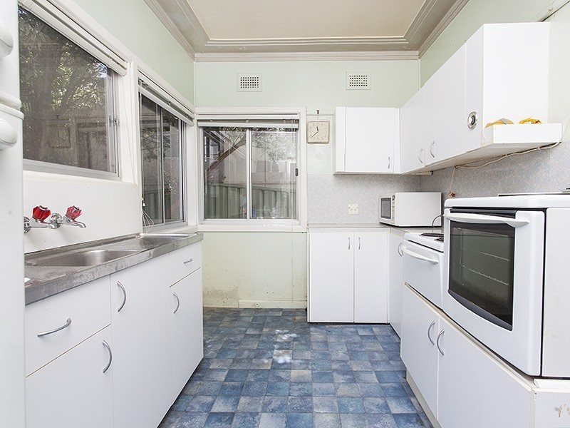 105 Seventh Avenue, Jannali NSW 2226