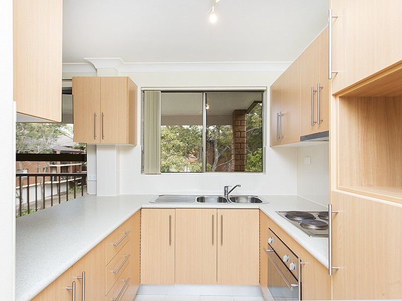 11/57-61 Auburn Street, Sutherland NSW 2232