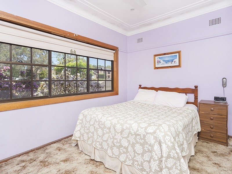 11 Forest Road, Yowie Bay NSW 2228