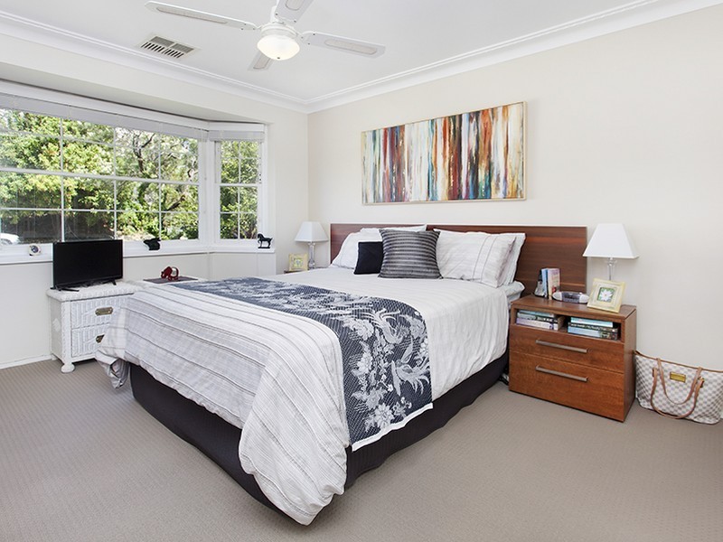 33 Emerald Place, Grays Point NSW 2232