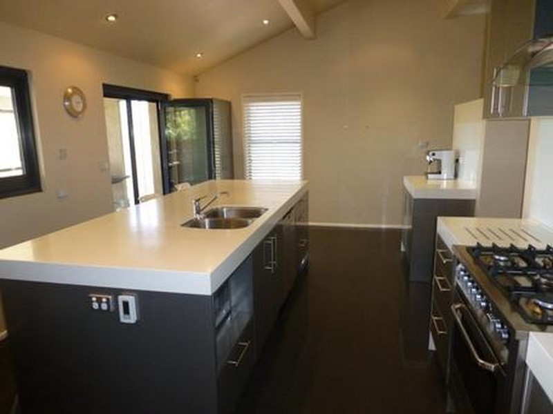 5 Canobolas Place, Yarrawarrah NSW 2233