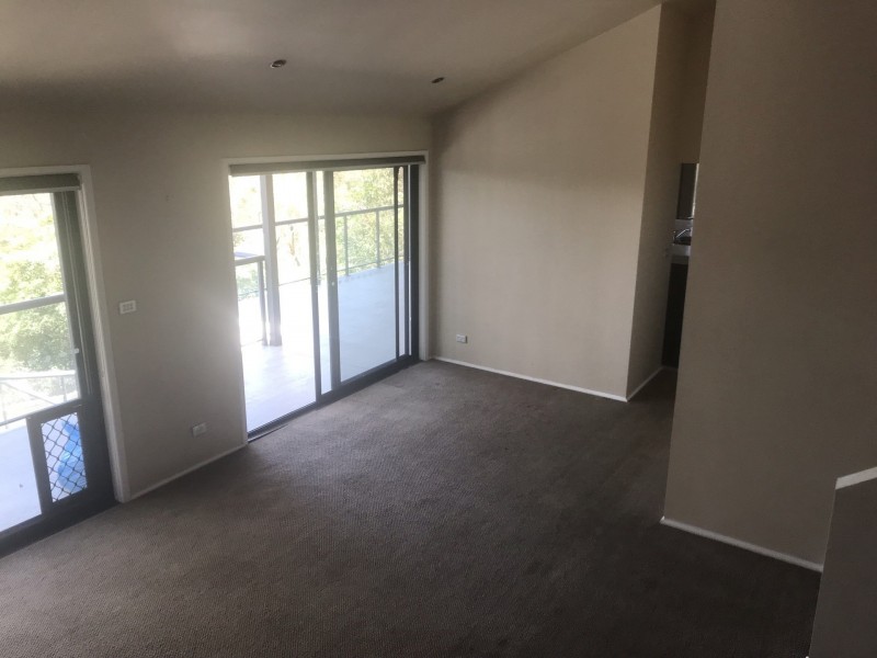 5 Canobolas Place, Yarrawarrah NSW 2233