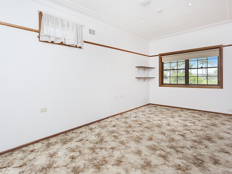 11 Forest Road, Yowie Bay NSW 2228