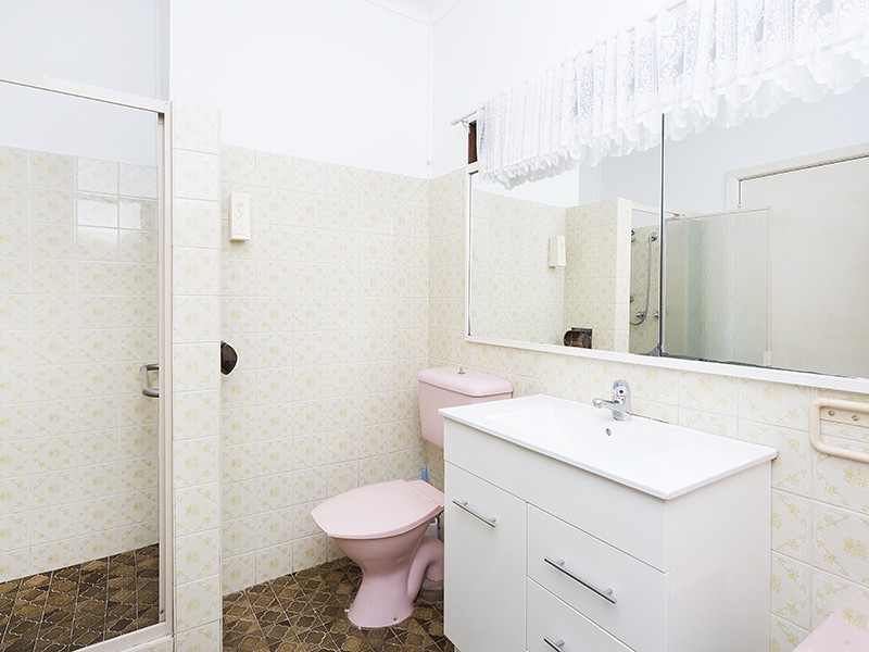 11 Forest Road, Yowie Bay NSW 2228