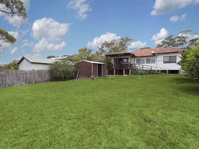 11 Forest Road, Yowie Bay NSW 2228