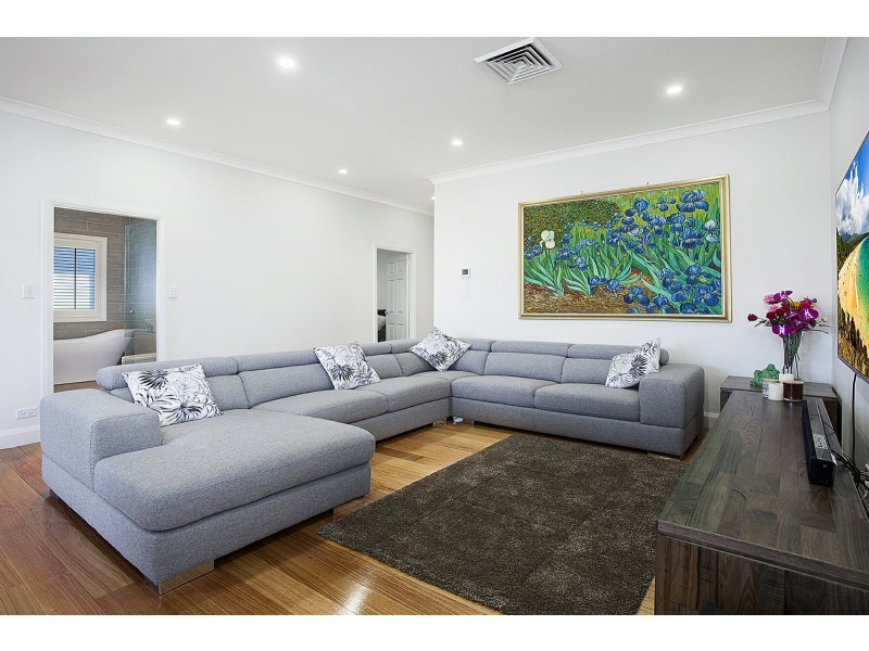 71 Sandringham Street, Sans Souci NSW 2219