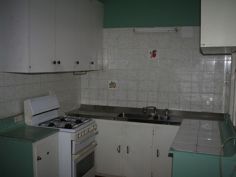 204 President Ave, Miranda NSW 2228