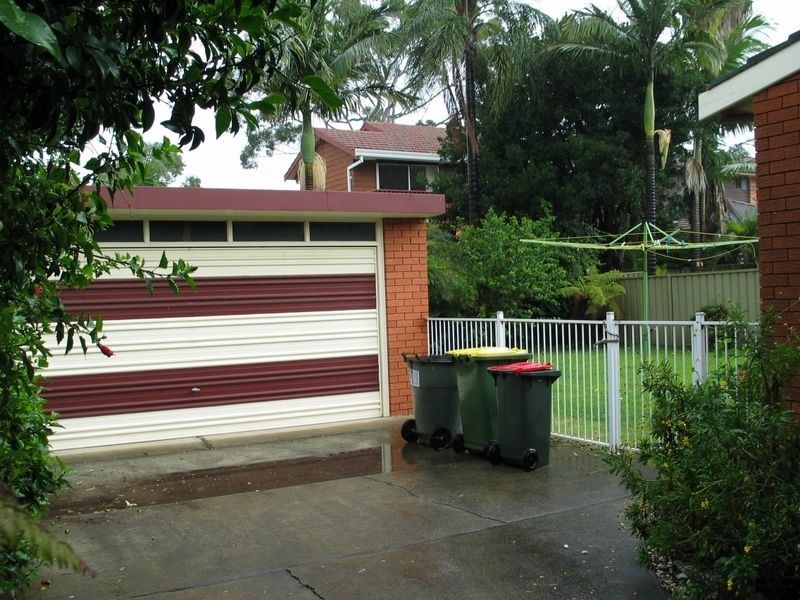 16 Queanbeyan Avenue, Miranda NSW 2228