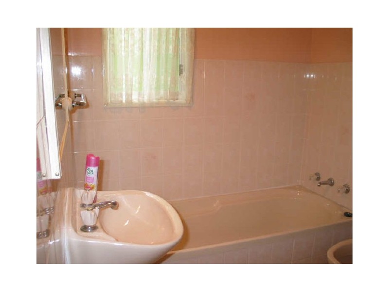 Mawarra Avenue, Miranda NSW 2228