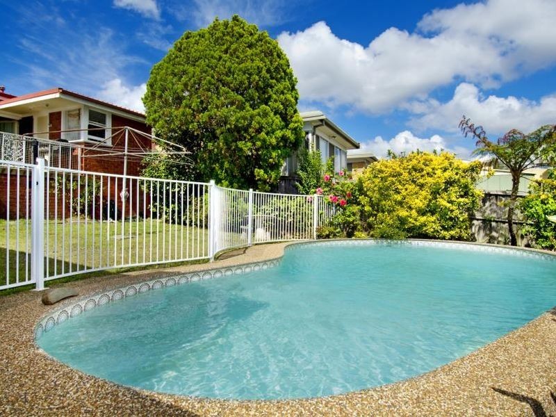 5 Urunga Parade, Miranda NSW 2228