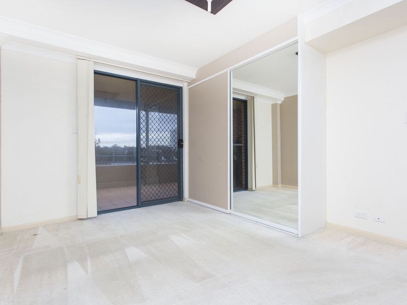 40/2-4 Central Road, Miranda NSW 2228