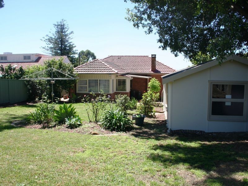 12 Urunga Parade, Miranda NSW 2228