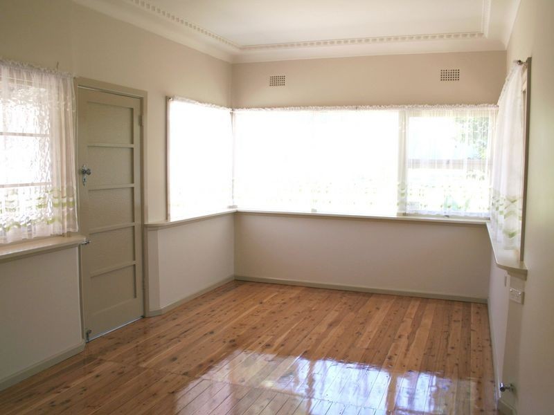 12 Urunga Parade, Miranda NSW 2228