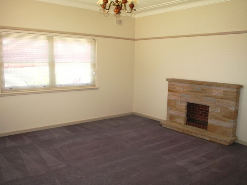 12 Urunga Parade, Miranda NSW 2228