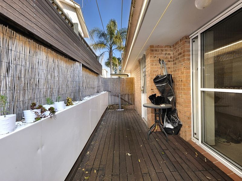 2/15 Kumbardang Avenue, Miranda NSW 2228