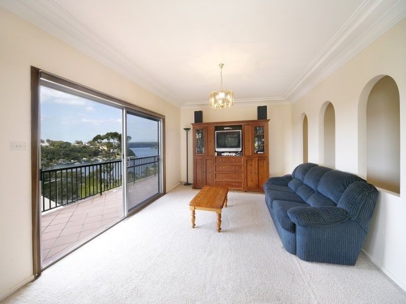 8 Coora Road, Yowie Bay NSW 2228