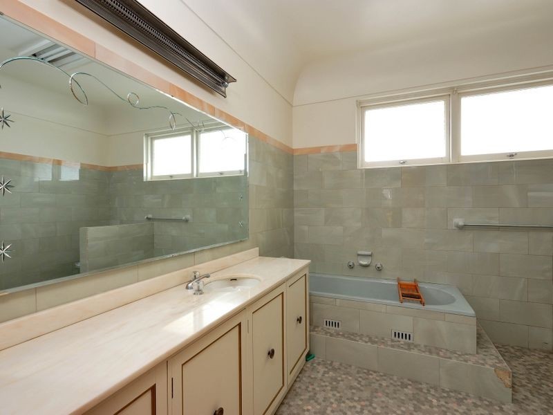 72 Princes Highway, Sylvania NSW 2224