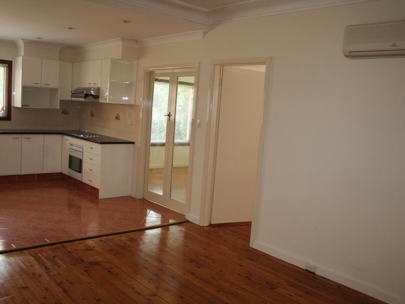 31 Durbar Avenue, Kirrawee NSW 2232