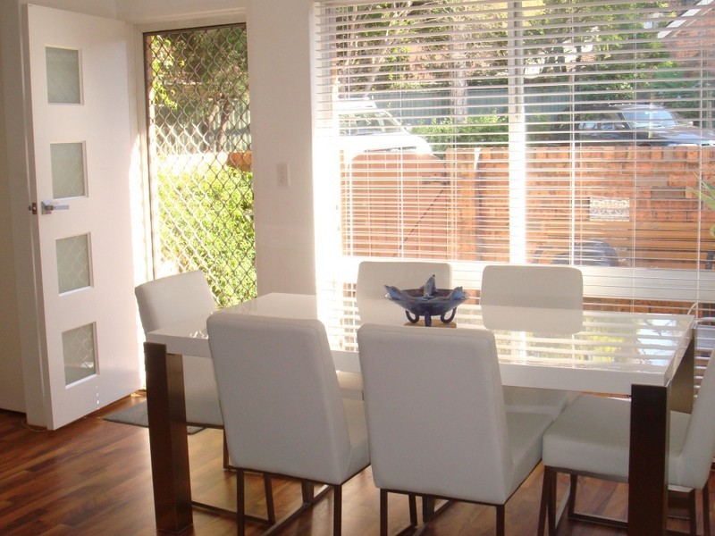 2/7 Melrose Avenue, Sylvania NSW 2224