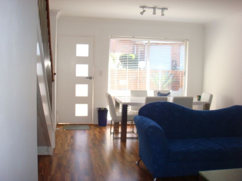 2/7 Melrose Avenue, Sylvania NSW 2224