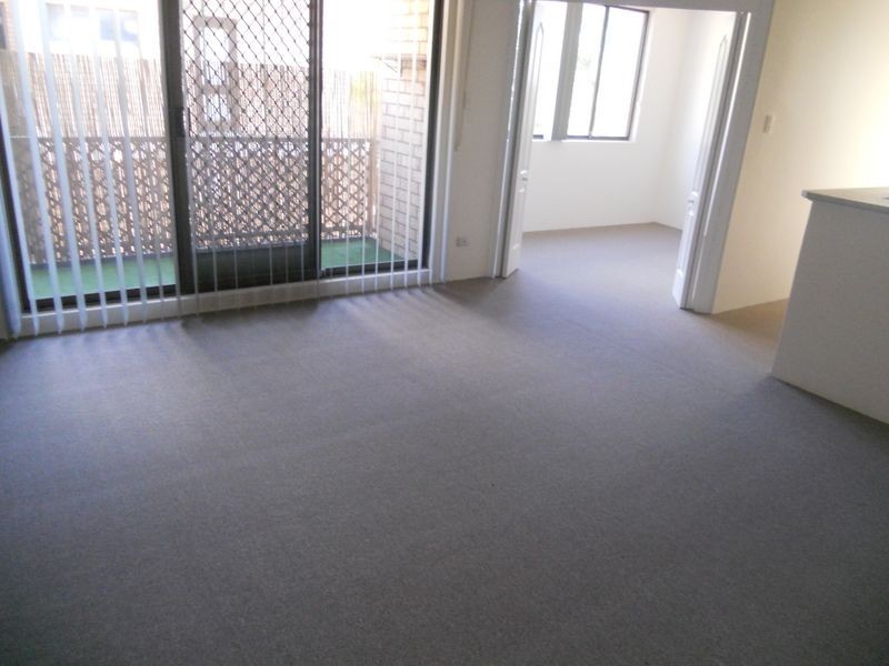 20/125 Oak Road, Kirrawee NSW 2232