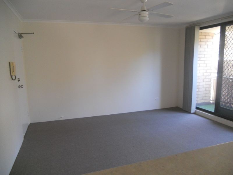 20/125 Oak Road, Kirrawee NSW 2232