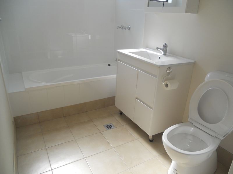 20/125 Oak Road, Kirrawee NSW 2232