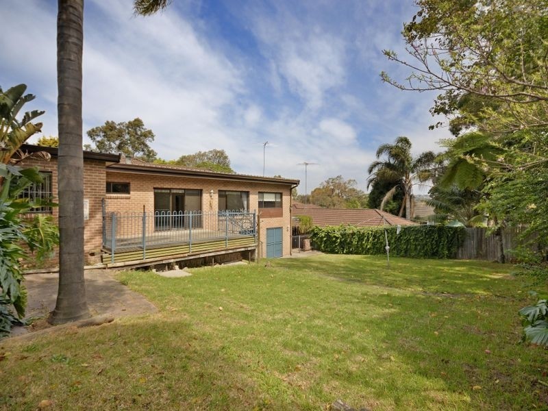 11 Canberra Road, Sylvania NSW 2224