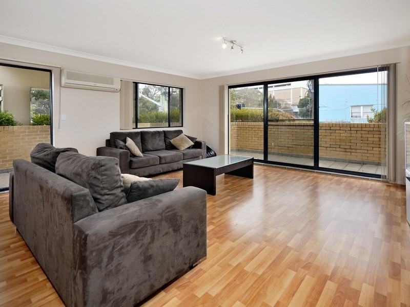 1/94 Karimbla Road, Miranda NSW 2228