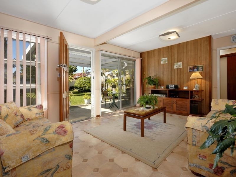 24 Ingara Ave, Miranda NSW 2228