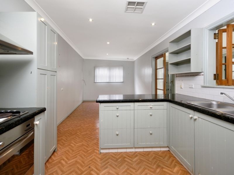 16 Carramar Cres, Miranda NSW 2228