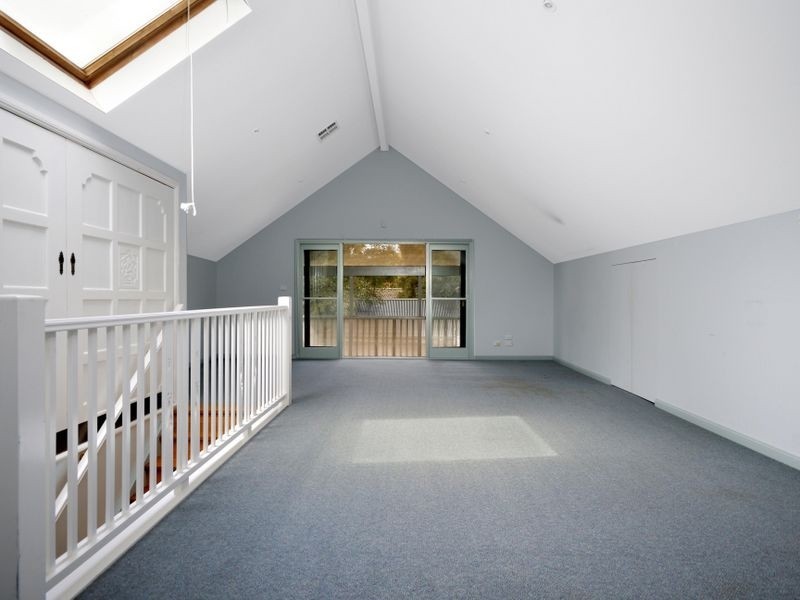 16 Carramar Cres, Miranda NSW 2228