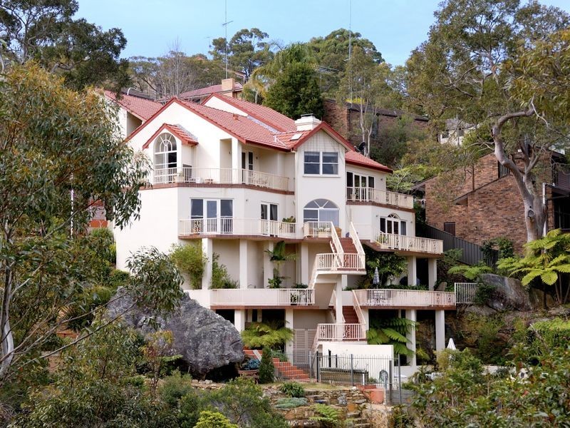 42 Narangarrah Ave, Gymea Bay NSW 2227
