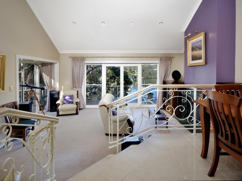 42 Narangarrah Ave, Gymea Bay NSW 2227