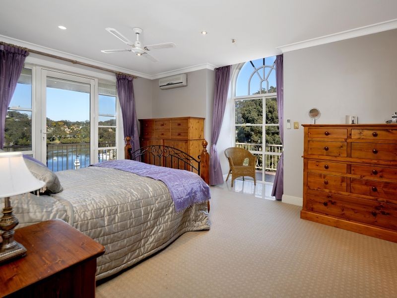 42 Narangarrah Ave, Gymea Bay NSW 2227