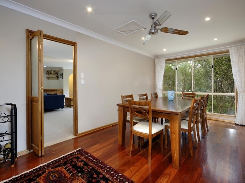 11 Whimbrel Pl, Woronora Heights NSW 2233