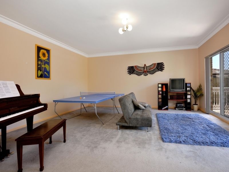 6 Corbett Pl, Barden Ridge NSW 2234