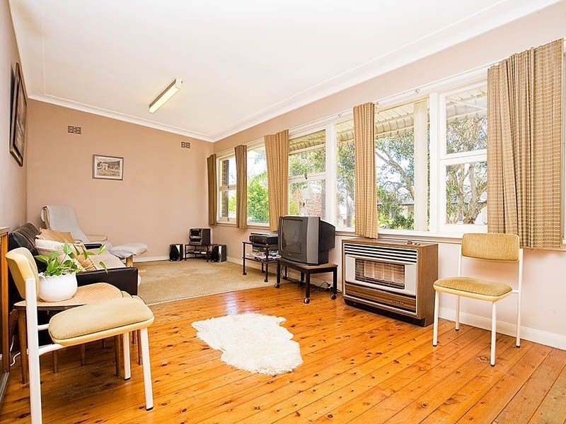 287 The Boulevarde, Miranda NSW 2228