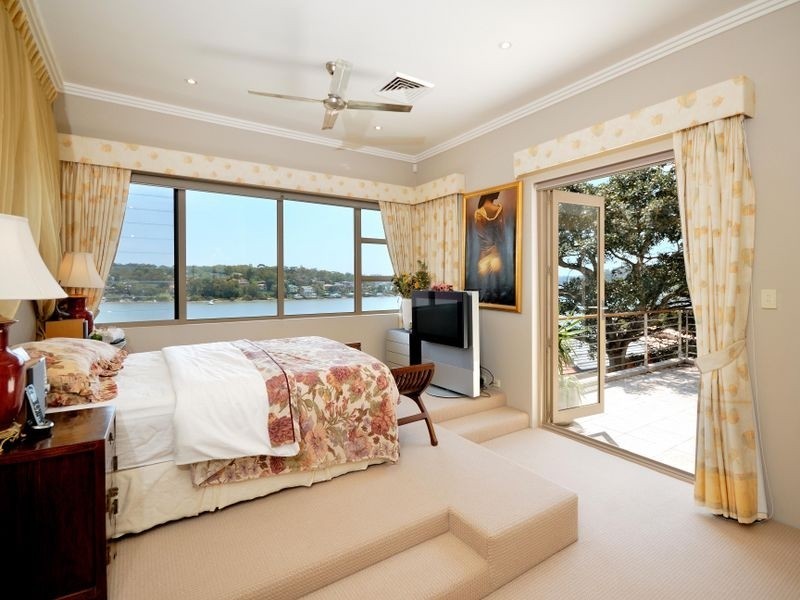 2 St Lukes Way, Kangaroo Point NSW 2224