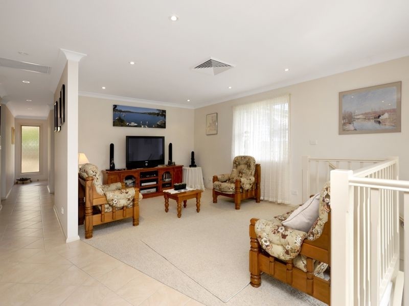 13 Binda Rd, Yowie Bay NSW 2228