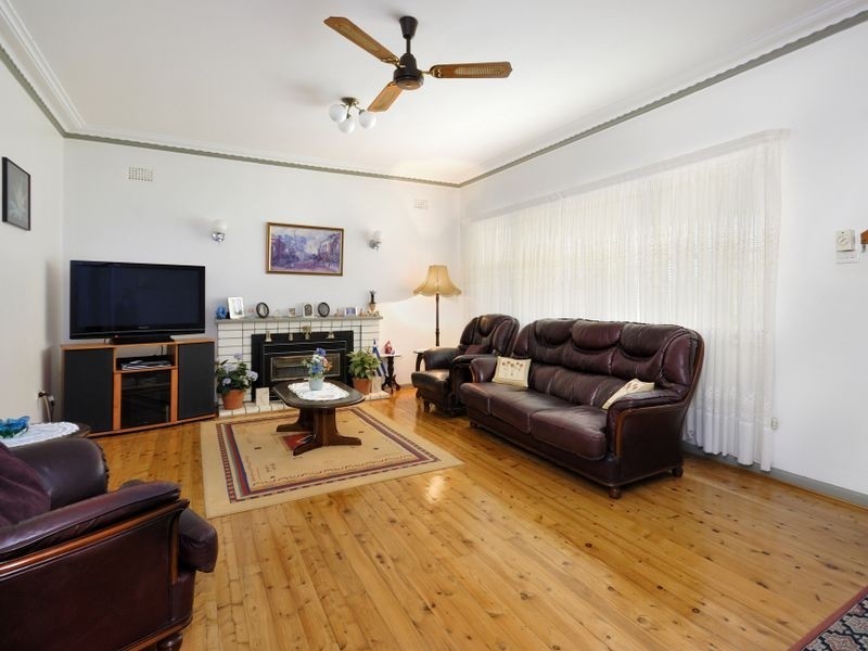 39 Kareena Road, Miranda NSW 2228