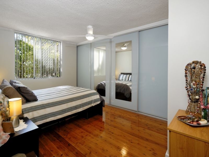 7e/5-29 Wandella Rd, Miranda NSW 2228