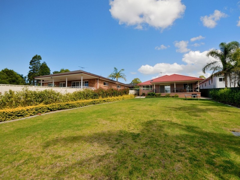 13 Milford Rd, Miranda NSW 2228