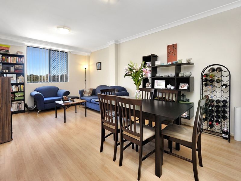 40/2-4 Central Road, Miranda NSW 2228