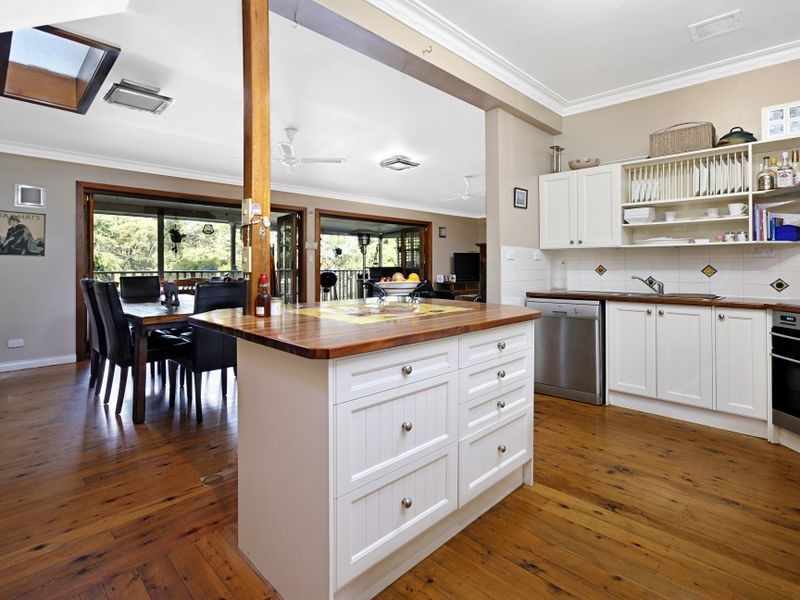 18 Nulgarra Avenue, Gymea Bay NSW 2227