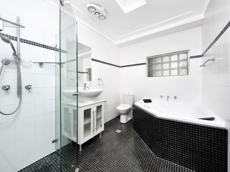 19 Roper Crescent, Sylvania Waters NSW 2224