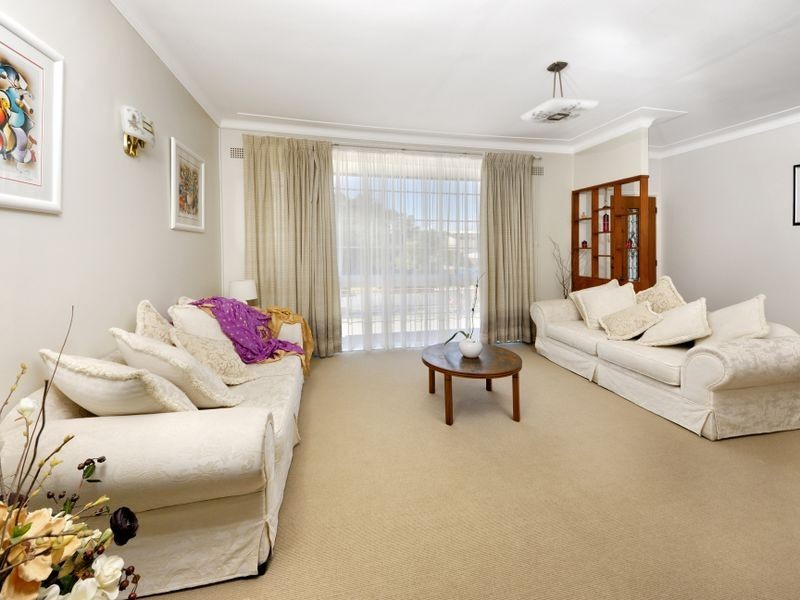 1 Mypolonga Avenue, Gymea Bay NSW 2227